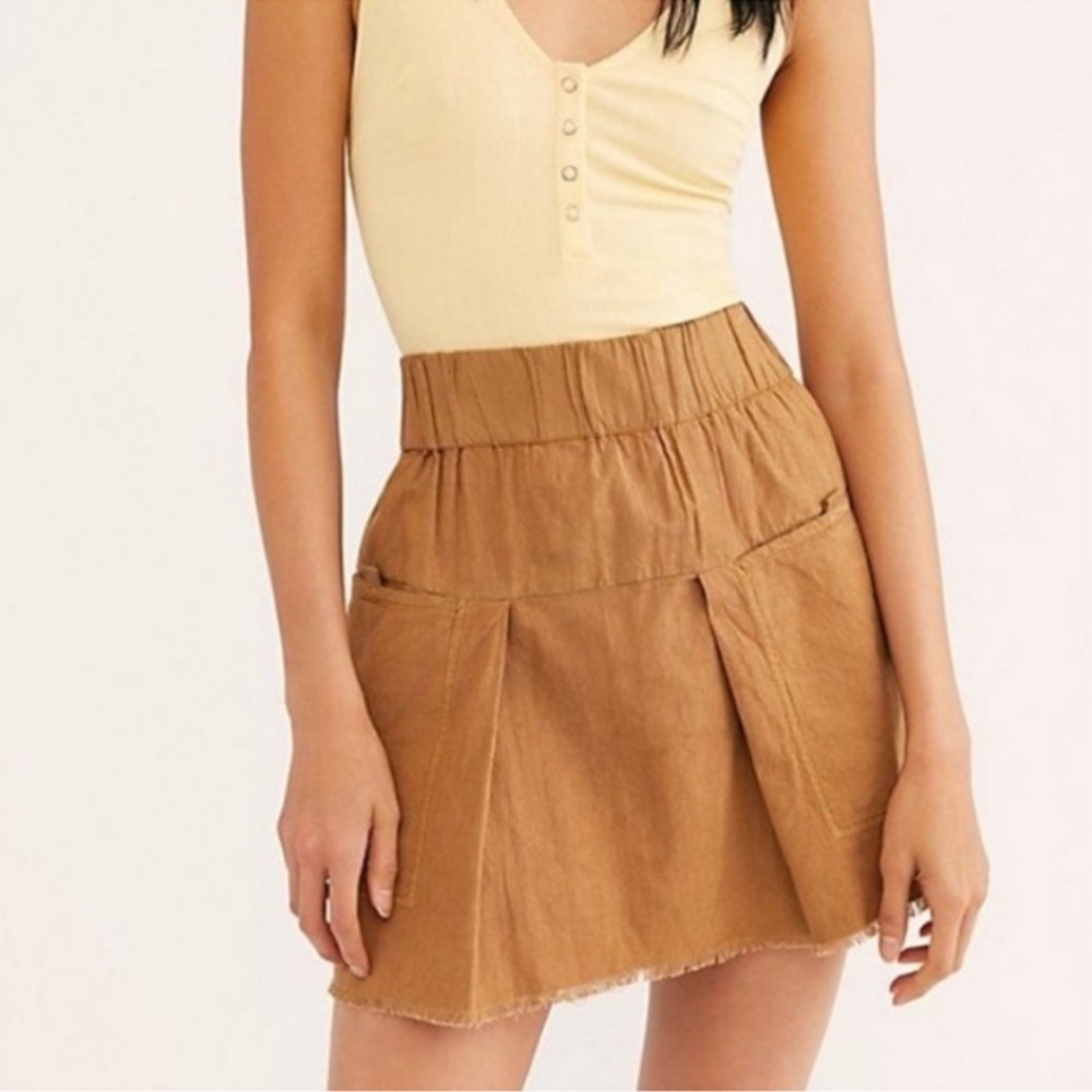 Free People Mariposa Mini Skirt Size Medium in Tan 100% Cotton